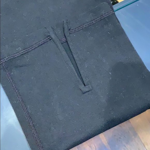 Lululemon Cropped Slit-back Yoga Pants - Picture 2 of 2